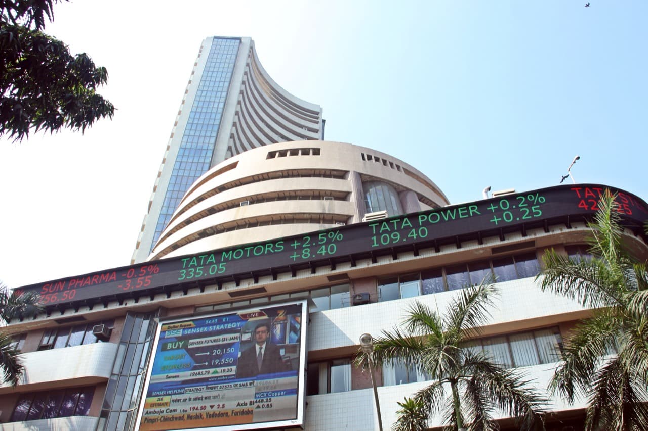How NRIs can invest in Indian stocks and mutual funds (2026 rules)