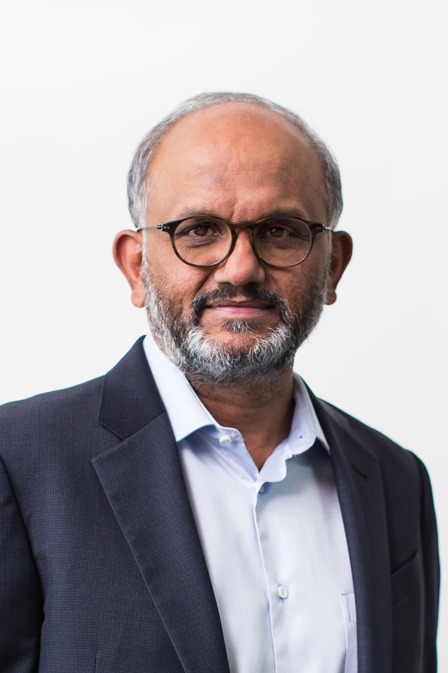 Anil Chakravarthy to succeed Shantanu Narayen as Adobe CEO